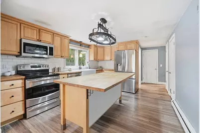 51 Whittemore Rd, Sturbridge, MA 01566 - Photo 6