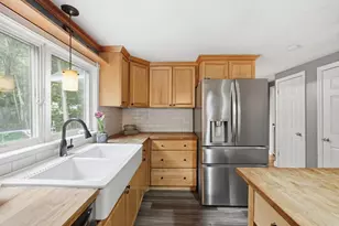 51 Whittemore Rd, Sturbridge, MA 01566 - Photo 8
