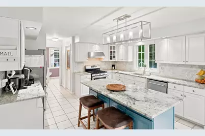 14 Bartlett Road, Methuen, MA 01844 - Photo 2