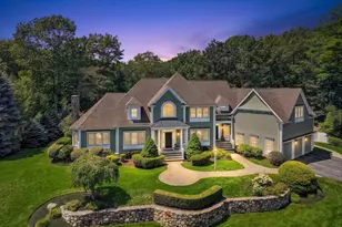 2 Goldman Cir, Bedford, MA 01730 - Photo 1