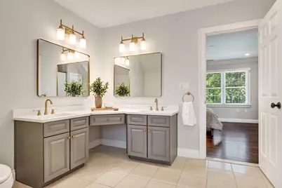2 Goldman Cir, Bedford, MA 01730 - Photo 20