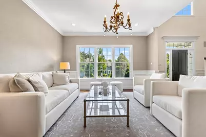 2 Goldman Cir, Bedford, MA 01730 - Photo 4
