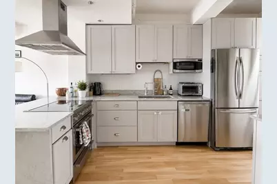 12 Stoneholm St #623, Boston, MA 02115 - Photo 2