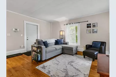 2 Lexington St, Woburn, MA 01801 - Photo 24