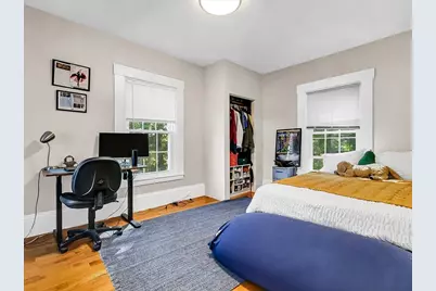 2 Lexington St, Woburn, MA 01801 - Photo 28