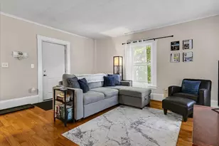 2 Lexington St, Woburn, MA 01801 - Photo 24