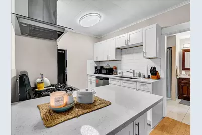 2 Lexington St, Woburn, MA 01801 - Photo 20