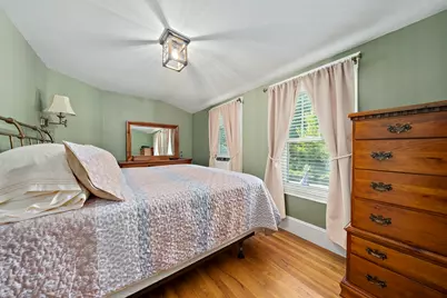93 Elm St, Medford, MA 02155 - Photo 12