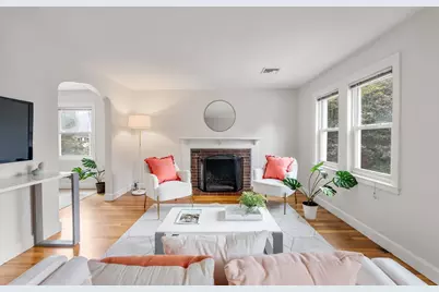11-13 Cross Street #13, Belmont, MA 02478 - Photo 4