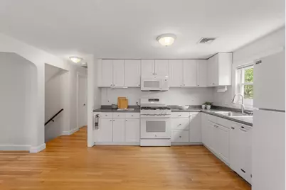 11-13 Cross Street #13, Belmont, MA 02478 - Photo 10