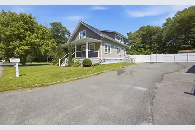 636 Dighton Ave, Taunton, MA 02780 - Photo 32