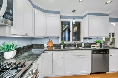 59 Bannan Dr, North Andover, MA 01845 - Photo 8