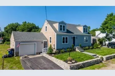 13 Hammond Street, Mattapoisett, MA 02739 - Photo 2