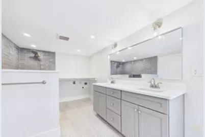 13 Hammond Street, Mattapoisett, MA 02739 - Photo 12