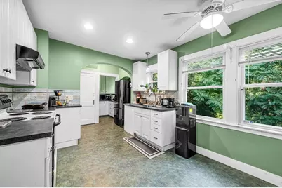 307 Fountain St, Springfield, MA 01108 - Photo 4