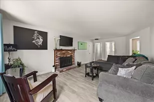 9 Fort Apache Dr, Franklin, MA 02038 - Photo 6