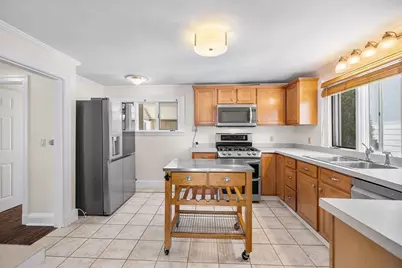 43 Dolphin Ave, Winthrop, MA 02152 - Photo 10