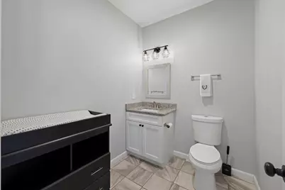 51 Elaine Cir, Springfield, MA 01109 - Photo 22