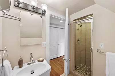 128 Selwyn St #2, Boston, MA 02131 - Photo 30