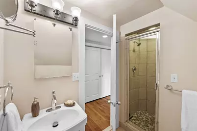 128 Selwyn St #2, Boston, MA 02131 - Photo 30