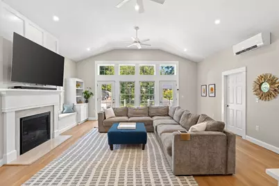13 Borden Rd, Scituate, MA 02066 - Photo 4