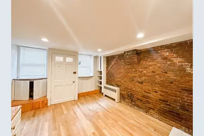 61 Phillips St #1, Boston, MA 02114 - Photo 2