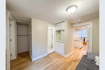 61 Phillips St #1, Boston, MA 02114 - Photo 6