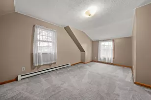 52 Wyman St, Woburn, MA 01801 - Photo 32