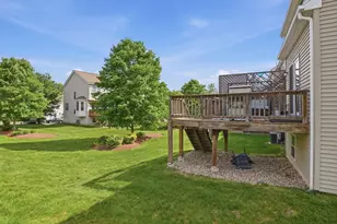 17 Tulip Cir, Grafton, MA 01560 - Photo 28