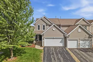 17 Tulip Cir, Grafton, MA 01560 - Photo 32