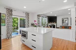 17 Tulip Cir, Grafton, MA 01560 - Photo 6