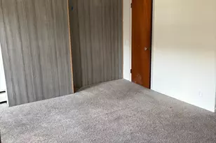 46 N Canal St, Holyoke, MA 01040 - Photo 2