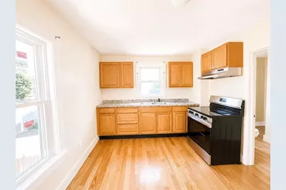 10 Valley Ave, Lynn, MA 01902 - Photo 18