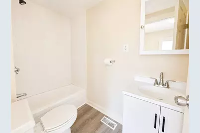 10 Valley Ave, Lynn, MA 01902 - Photo 12
