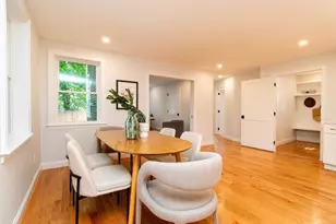 22 Bellevue St, Boston, MA 02132 - Photo 8