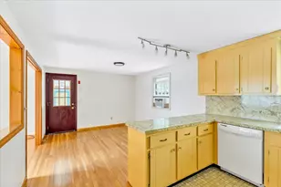 804 Putnam Ave, Barnstable, MA 02635 - Photo 4
