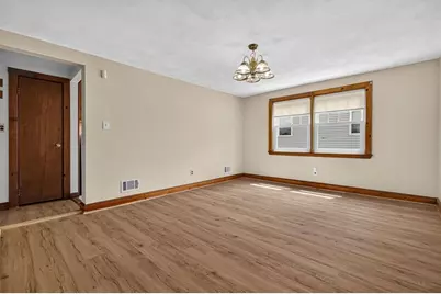 19 Springvale Ln, Lynn, MA 01904 - Photo 8