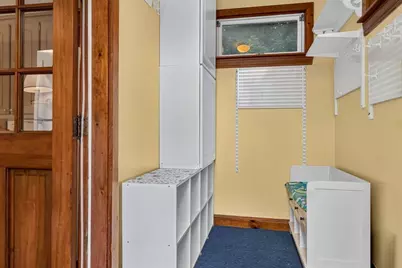 19 Springvale Ln, Lynn, MA 01904 - Photo 2