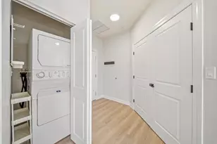 145 Glenwood St, Malden, MA 02148 - Photo 10