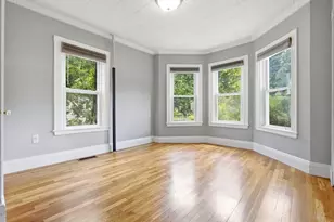 181 Churchills Ln, Milton, MA 02186 - Photo 8
