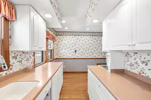 132 West St, Malden, MA 02148 - Photo 6