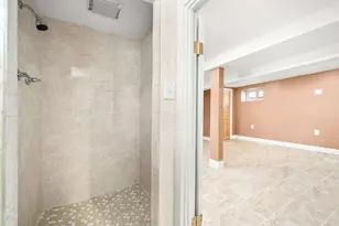 132 West St, Malden, MA 02148 - Photo 20