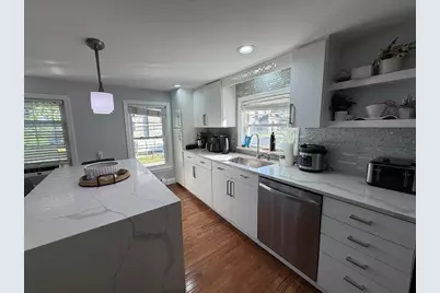 24 Granite St, Milford, MA 01757 - Photo 16
