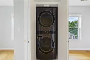 35 South St, Medfield, MA 02052 - Photo 26