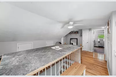 463 Elliott St, Beverly, MA 01915 - Photo 22