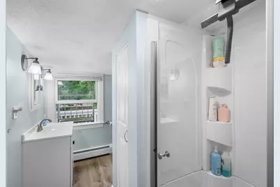 463 Elliott St, Beverly, MA 01915 - Photo 26