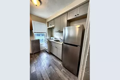 10 Exchange Ct #2, Waltham, MA 02451 - Photo 2