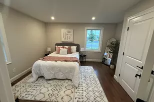404 Oxford St N, Auburn, MA 01501 - Photo 4