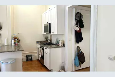 107 Beacon #6, Boston, MA 02116 - Photo 8