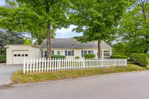 2 Hunting St, North Attleboro, MA 02760 - Photo 20